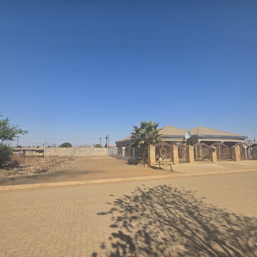 0 Bedroom Property for Sale in Ikageng North West